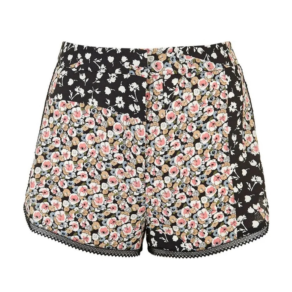 Topshop patchwork floral lightweight shorts, size 8
